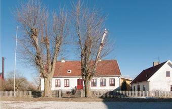 Four-bedroom Apartment In Hemse