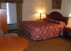 Hotel Quality Inn & Suites