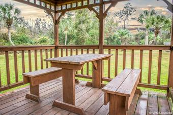 Hotel Econo Lodge North