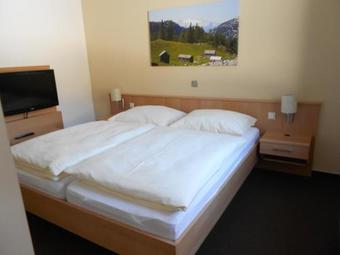 Hostal Pension Wanderruh