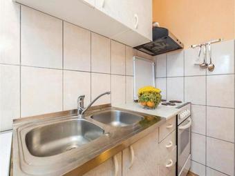 Apartment Lopci I