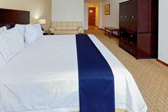 Hotel Holiday Inn Express Nuevo Laredo