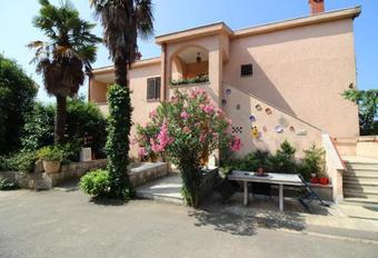 Apartment In Porec/istrien 9872