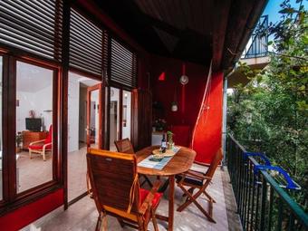 Beachfront House Dunja