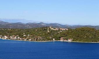 Hostal Triple Room Rava 15880d