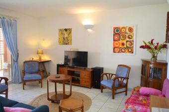 Apartamento Kahaia Flat - Paea Tahiti - Beachfront- 1 Bedr - Wifi - Pool/jacuzzi- 3pers