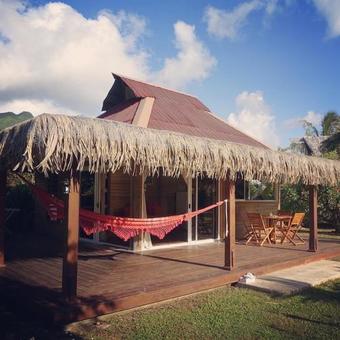 Hostal Bungalow Bali Hai