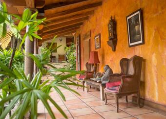 Hotel Los Almendros De San Lorenzo