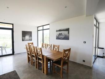 Spacious Villa With Swimming Pool In Vagnas