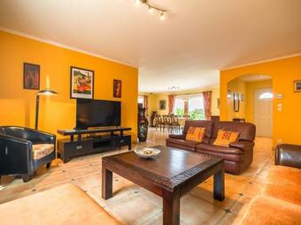 Cozy Villa In Roquebrun With Swimming Pool