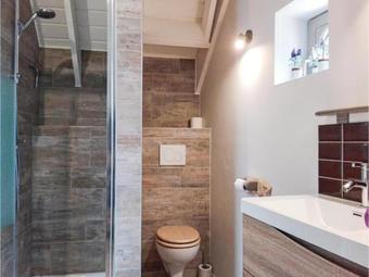 Nine-bedroom Holiday Home In Borgloon