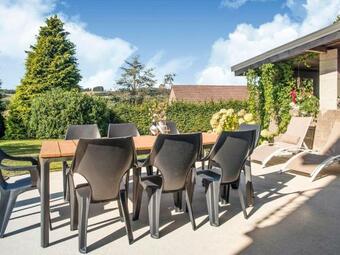 Cozy Holiday Home In Lierneux With Garden