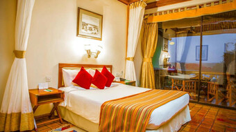 Hotel Paraa Safari Lodge