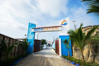 Nauti-k Beach Hotel