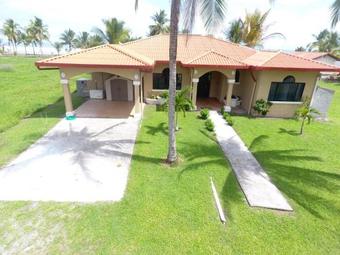 Casa Brisas Del Mar