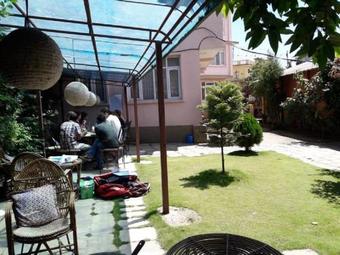 Hostal Bodhi Guest House