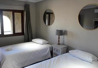 Hotel Desert Hills Lodge