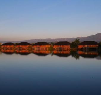 Hotel Royal Nadi Resort