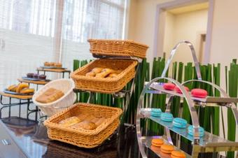 Hostal The Avenue & Spa