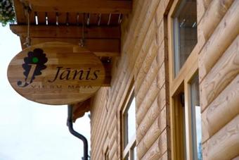 Hostal Viesu M?ja J?nis