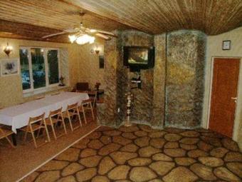 Hostal Viesu Nams Un Kempings Papes ?akstes