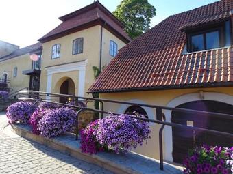 Hotel ?lokenbekas Mui?a