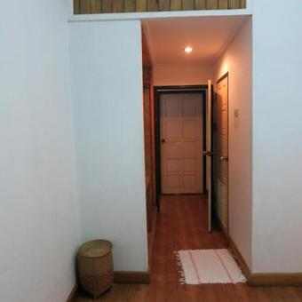 Hostal The Hillside Residence