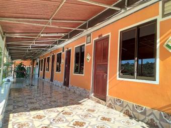 Houayxai Riverside Hotel (phonevichit Guesthouse)