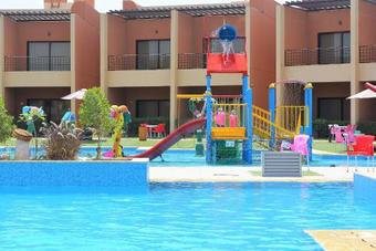 Hotel Aquamarine Kuwait Resort(families Only)