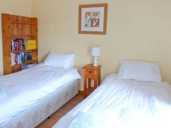 Teach Teolai , Carraroe