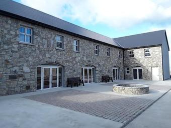 Apartamento Burkes Of Ballycastle Accommodation