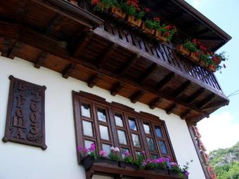 Family Hotel Varosha 2003