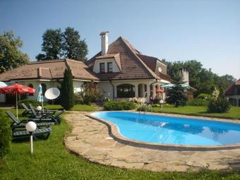 Hostal Complex Roden Kray