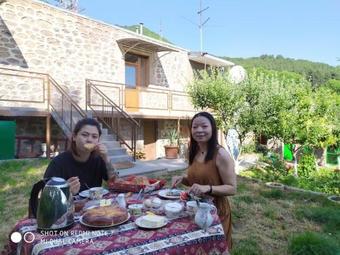 Hostal Hayi Tun Guest House