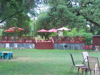 Motel Blanco County Inn & Guesthouses