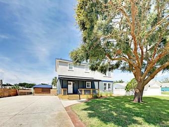 266 Ventura Road House