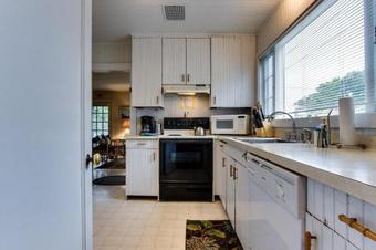Salt Water Cottage