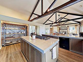 Sonoma Valley Vineyard Estate