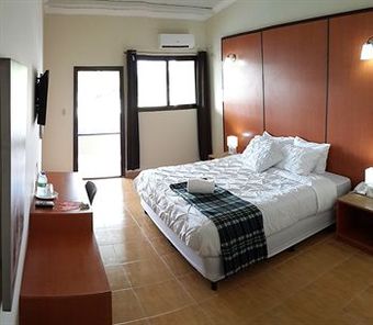 Hotel Express Inn Coronado & Camping