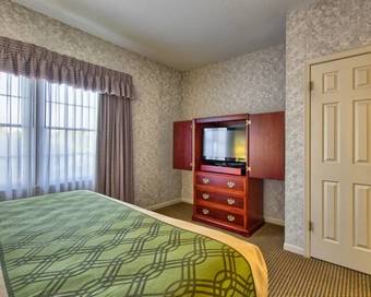 Hotel Econo Lodge Inn & Suites