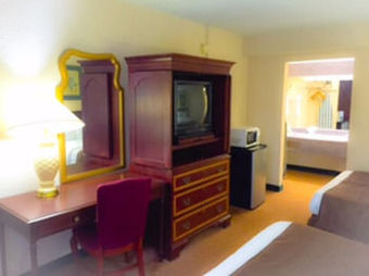 The Lodge Hotel & Banquets St. Louis Airport