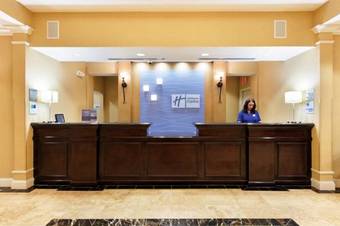 Holiday Inn Express Hotel & Suites Crestview South I-10