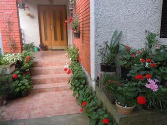 Hostal Guest House Vila Biljana