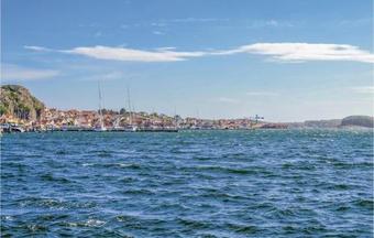 Two-bedroom Holiday Home In Fjaallbacka