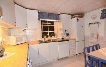 Holiday Home Hen�n With A Fireplace 04