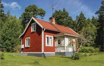 One-bedroom Holiday Home In Morlunda