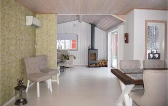 Two-bedroom Holiday Home In Vaggeryd