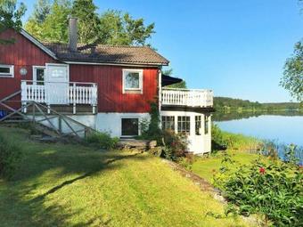 Two-bedroom Holiday Home In Pr�ssebo