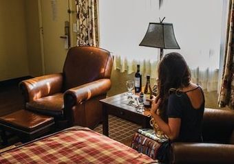 Hotel The Inn At Tomichi Village