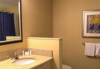 Hotel Courtyard Winchester Medical Center